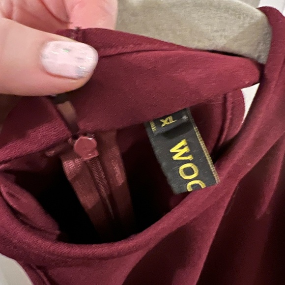 EUC formal, high-low body con, ruffle hem midi dress - Picture 3 of 3